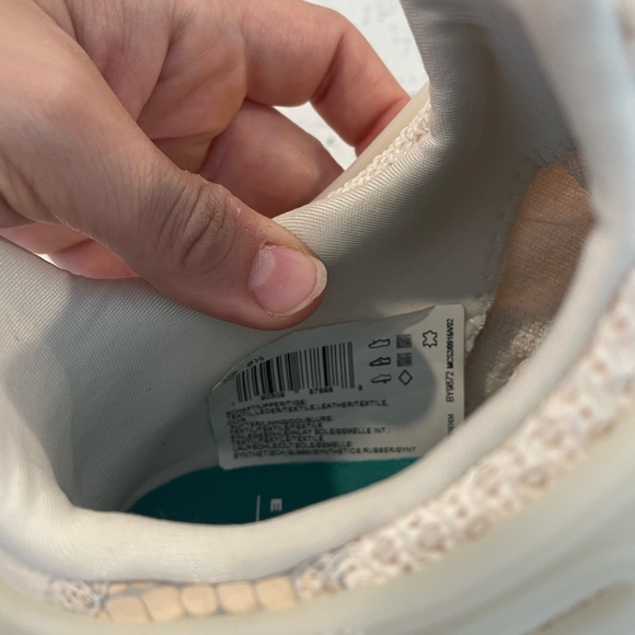 Adidas sneakers 💚 - Picture 4 of 6